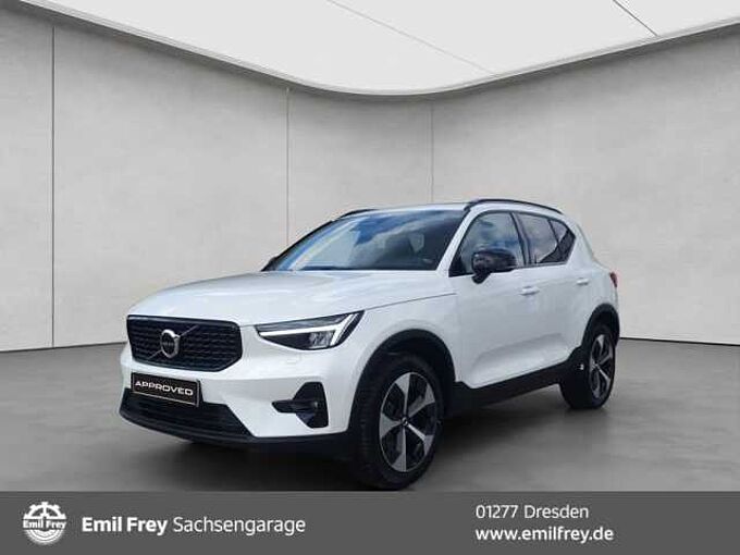 Volvo XC40 B3 B DKG Plus Dark  Pano * Winter-Paket