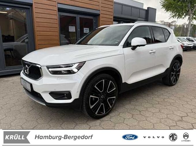 Volvo XC 40 Momentum Pro 2WD, Winter Paket, Panoramadach, Fernlichtassistent