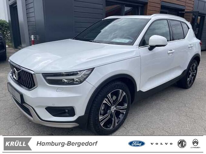 Volvo XC 40 D4 AWD Inscription AHK Panorama