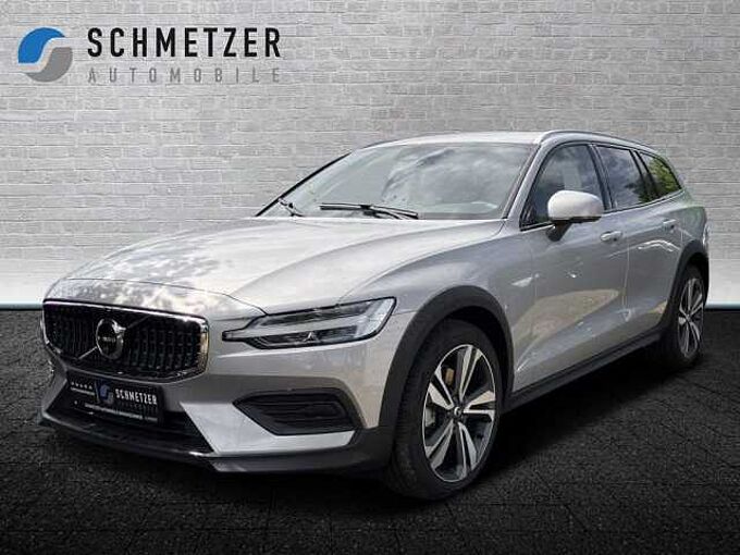 Volvo V60 Cross Country CC+B4+AWD+Lenkrad-Frontscheibenhzg+360°Kamera