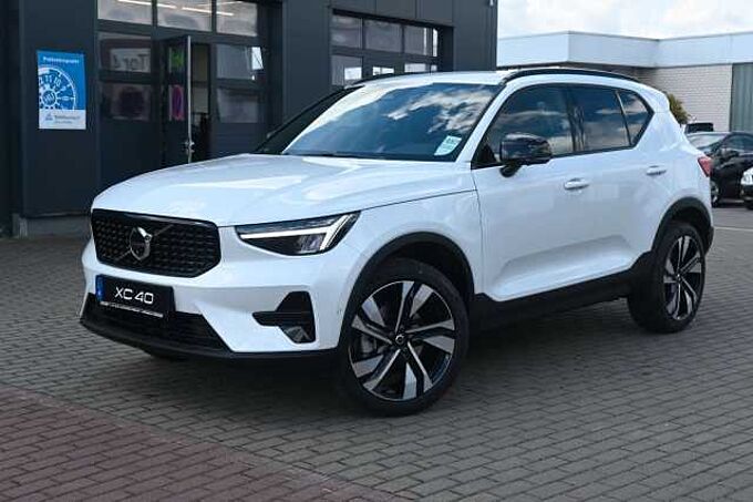Volvo XC40 B4 DKG Plus Dark*H&K*FSHZG*360°*ACC