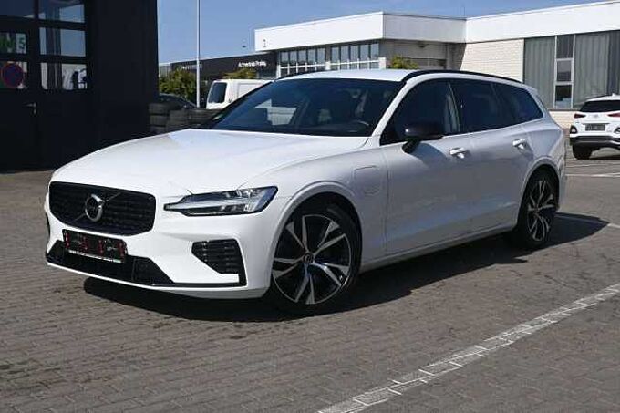 Volvo V60 T6 Recharge AWD R-Design*RFK*FSHZG*BLIS