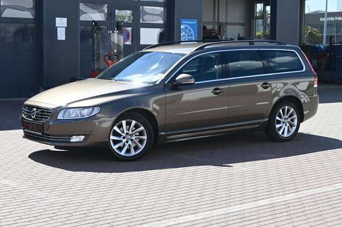 Volvo V70 D4 Schalter Classic*NAVI*STHZ*
