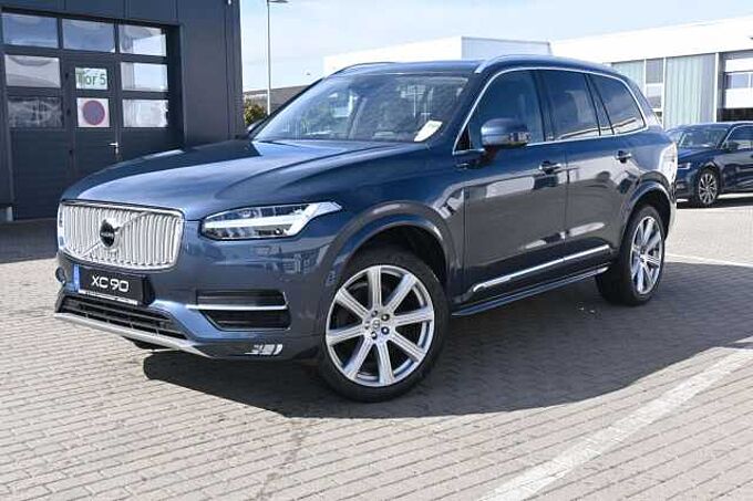 Volvo XC90 D5 AWD Autom. Inscription*LUFT*PANO*AHK
