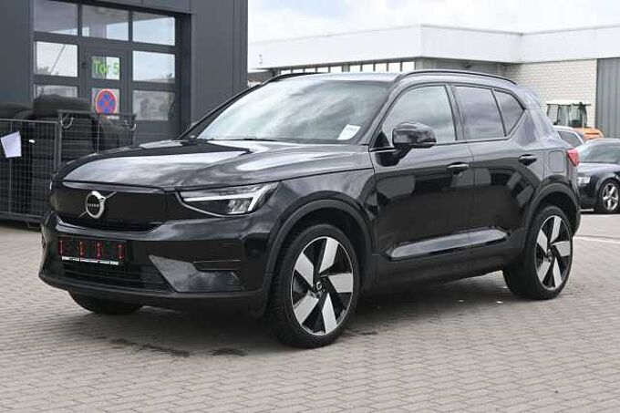 Volvo XC40 Recharge Pure Electric AWD Plus*