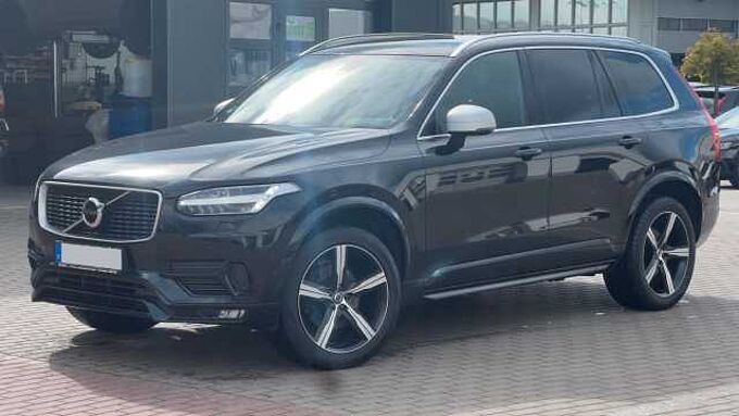 Volvo XC90 D5 R-Design*LED*LUFT*CAM*7Sitze