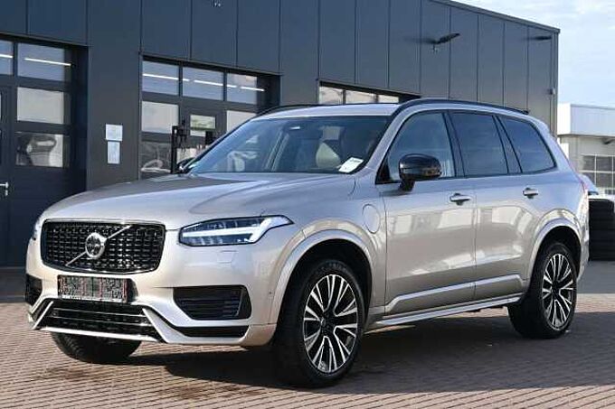 Volvo XC90 Ultimate Dark Recharge Plug-In Hybrid AWD