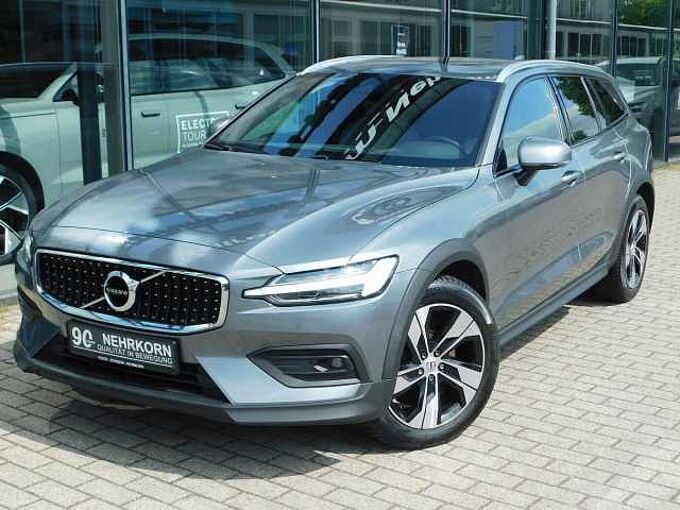Volvo V60 Cross Country B4 D AWD Geartronic Pro