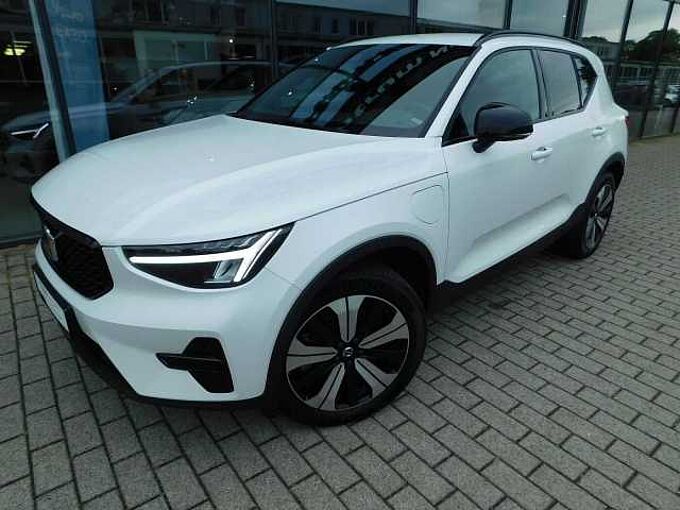 Volvo XC40 T4 Recharge Plus Dark