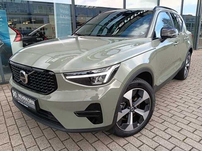 Volvo XC40 B4 Automatik Plus Dark '360 Cam, GJR'