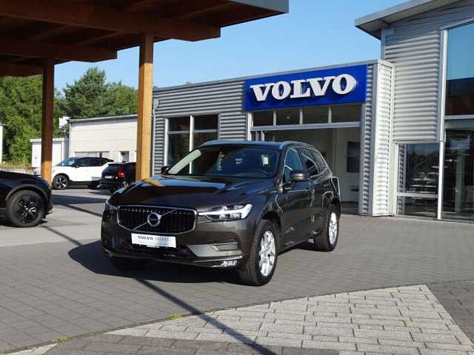 Volvo XC60 B4 Diesel Momentum Pro 2WD