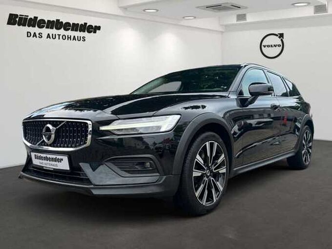 Volvo V60 Cross Country Pro AWD*AHK*BLIS*360°*