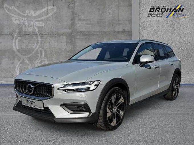 Volvo V60 Cross Country B4 AWD Diesel Plus