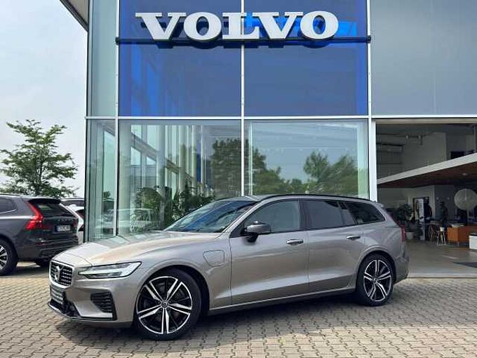 Volvo V60 T6 R-Design Plug-In Hybrid AWD