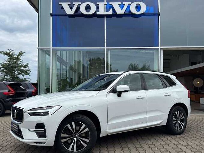 Volvo XC60 B4 Momentum Pro 2WD