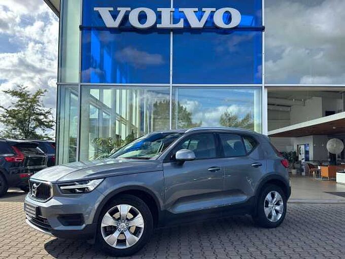 Volvo XC40 D4 Momentum AWD