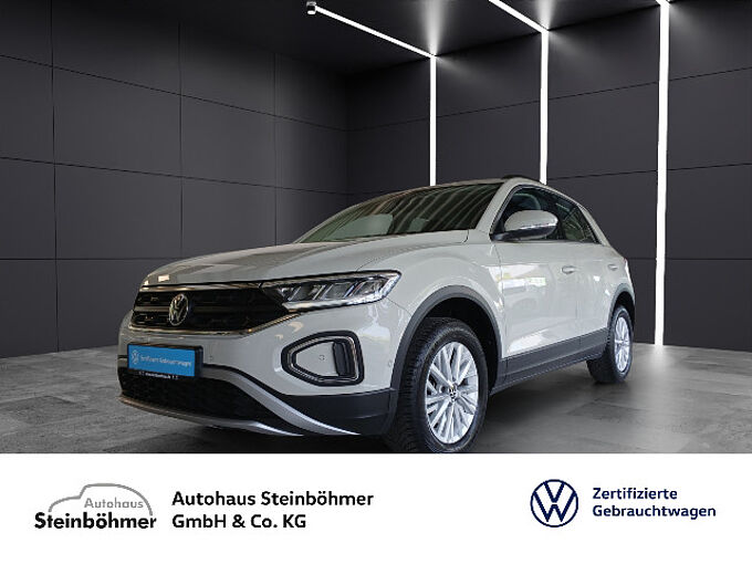 Volkswagen T-Roc 1.5TSI Life DSG Navi AHK LED Sitzhzg 