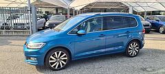 Foto Volkswagen Touran 3ª serie 2.0 TDI 150 CV SCR Executive BlueMotionTechnology