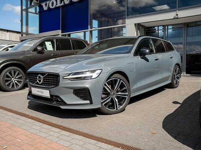 Volvo V60 T8 Plus Dark Recharge