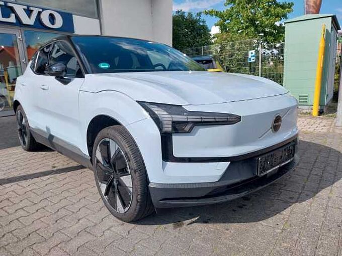 Volvo EX30 Plus 2WD Pure Electric