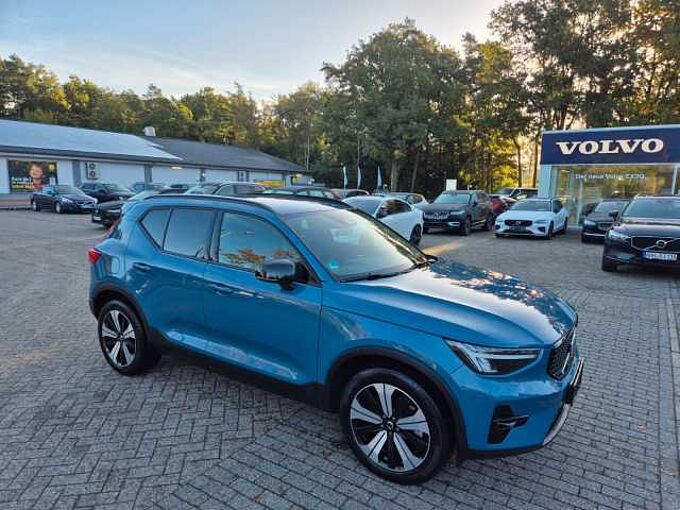 Volvo XC 40 Plus Dark Recharge Plug-In Hybrid 2WD