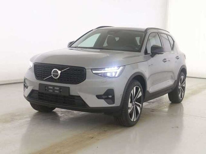 Volvo XC40 B3 Plus Dark Navi ACC 360°Kamera Schiebedach
