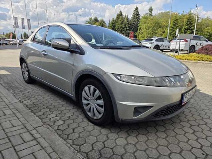 Honda Civic 1.4l - Złoty