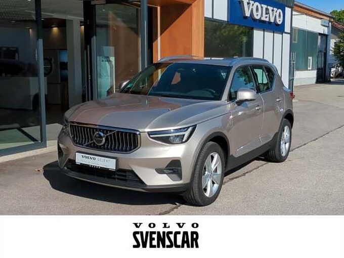 Volvo XC40 Plus Bright AWD B4 EU6d Digitales Cockpit Memory Sitze Soundsystem HarmanKa
