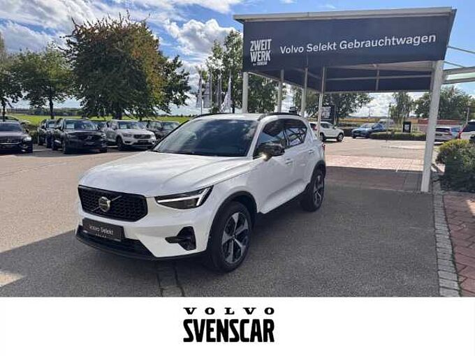 Volvo XC40 Plus Dark B3 EU6e AHK Digitales Cockpit Memory Sitze Soundsystem HarmanKard