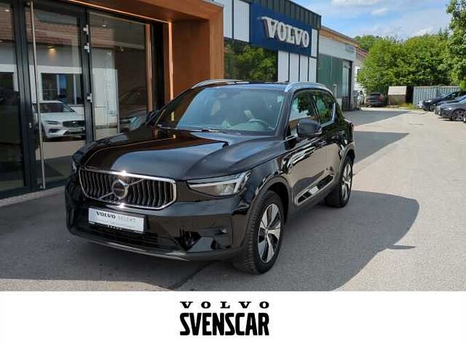 Volvo XC40 Plus Bright Recharge Plug-In Hybrid 2WD T4 Twin Engine EU6d StandHZG AHK Na XC40 Recharge Plus, T4 Plug-in Hybrid, Elektrisch/Benzin, Bright