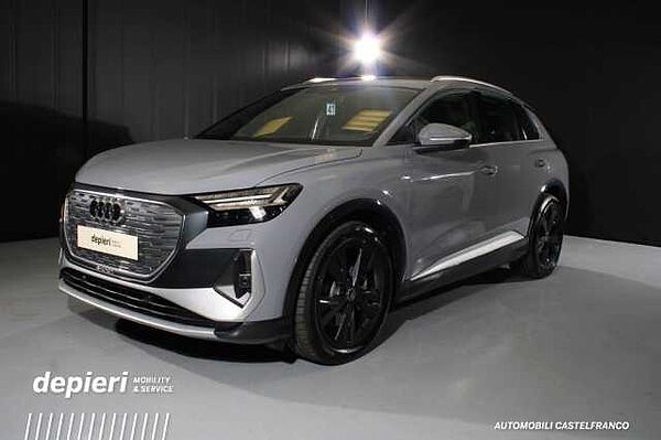 Audi Q4 e-tron 45 S Line edition -BEV batteria 82kWh