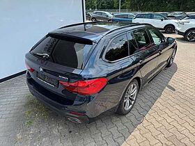 BMW 530 i Touring M Sport*NAVI+CARPLAY*
