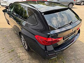 BMW 530 i Touring M Sport*NAVI+CARPLAY*