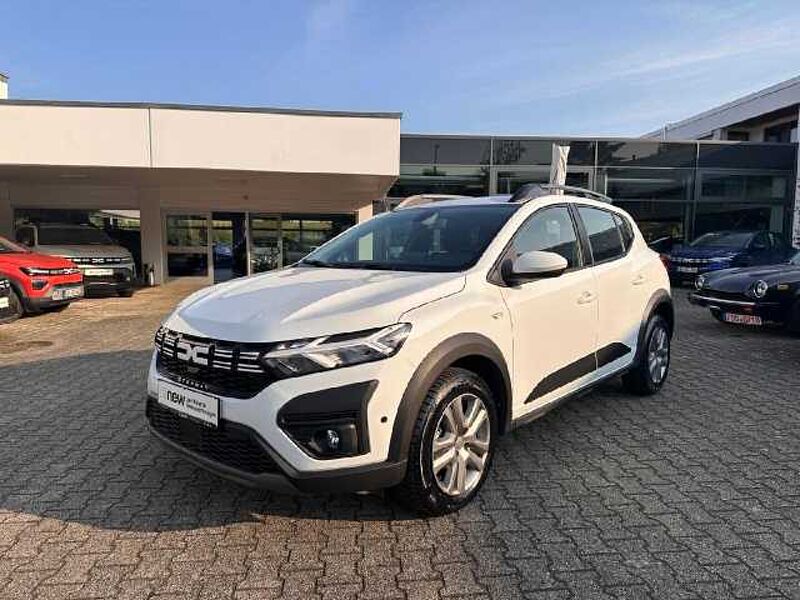 Dacia Sandero Stepway Expression TCe 90 Automatik in 88662  Überlingen Dacia Sandero Stepway Expression TCe 90 Automatik
