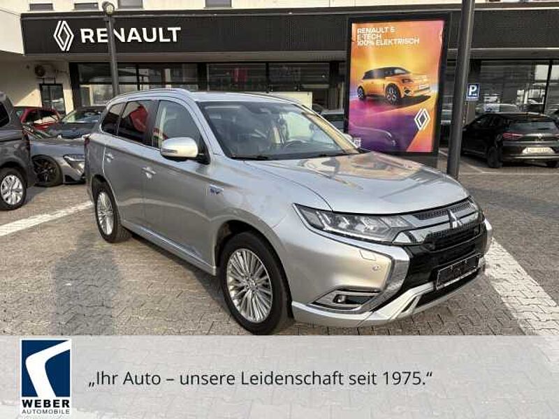 Mitsubishi Outlander Plus 2.4 Plug-In-Hybrid 4WD