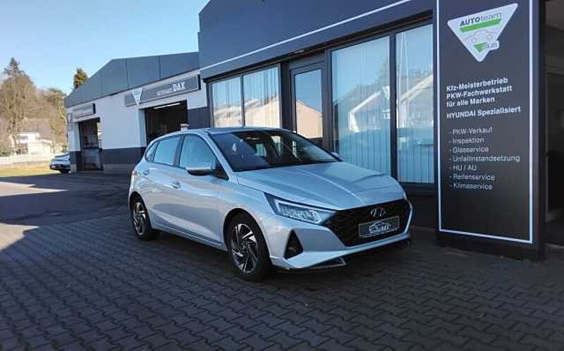 Hyundai i20 1.0 T-GDI Trend Totwinkel Voll LED in 56566 Neuwied Hyundai i20 1.0 T-GDI Trend Totwinkel Voll LED