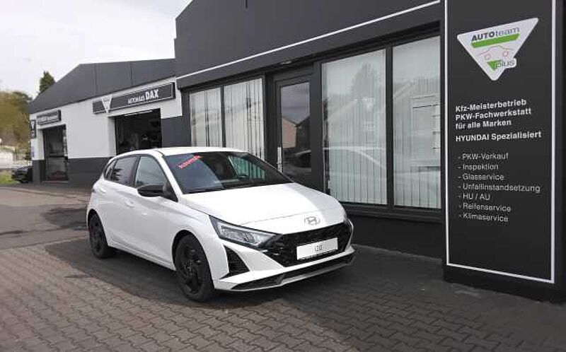 Hyundai i20 1.0 T-GDI DCT BLACKLINE TOTWINKEL in 56566 Neuwied Hyundai i20 1.0 T-GDI DCT BLACKLINE TOTWINKEL