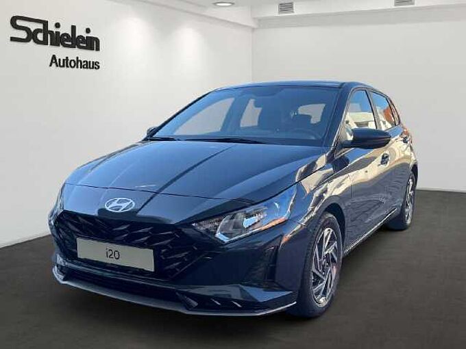Hyundai i20 1.0 T-GDI 100PS TREND *NAVI*R-KAMERA* in 92318 Neumarkt Hyundai i20 1.0 T-GDI 100PS TREND *NAVI*R-KAMERA*
