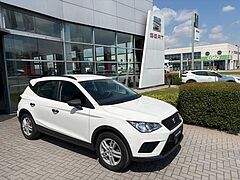 Foto SEAT Arona 1.0 TGI Reference NEOPATENTATI