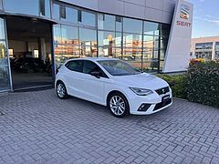 Foto SEAT Ibiza 5ª serie 1.0 MPI 5 porte FR NEOPATENTATI