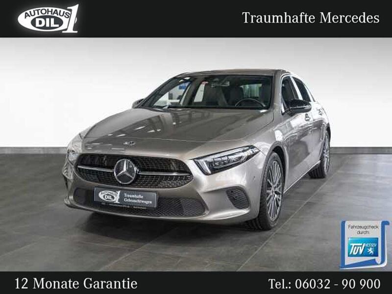 Mercedes-Benz A 220  Urban + Night Paket *AHK*ATM 5800 km* in 61231 Bad Nauheim Mercedes-Benz A 220  Urban + Night Paket *AHK*ATM 5800 km*
