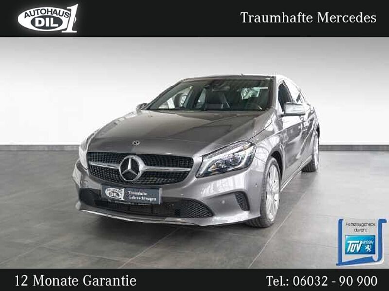 Mercedes-Benz A 180 *Keyless*NAVI*Parkass.* in 61231 Bad Nauheim Mercedes-Benz A 180 *Keyless*NAVI*Parkass.*