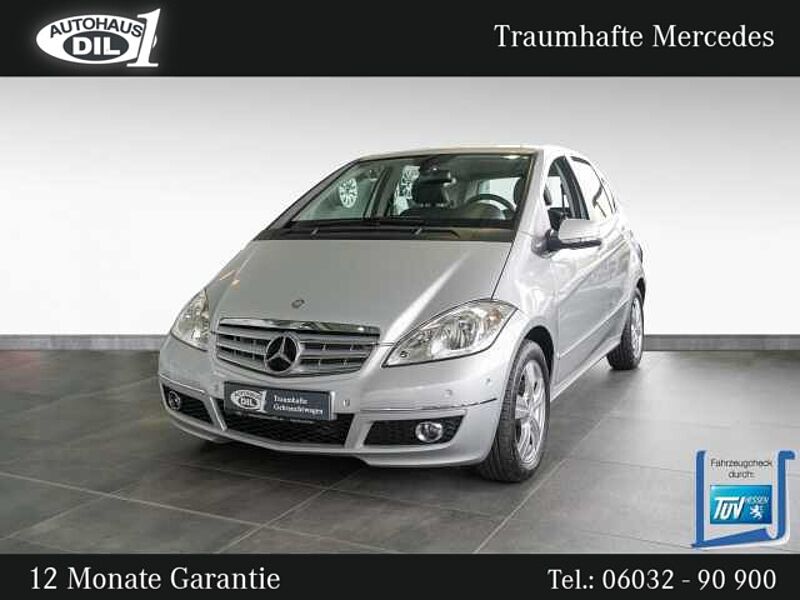 Mercedes-Benz A 180  Autotronic *PDC*Lamellendach*1.Hd.* in 61231 Bad Nauheim Mercedes-Benz A 180  Autotronic *PDC*Lamellendach*1.Hd.*