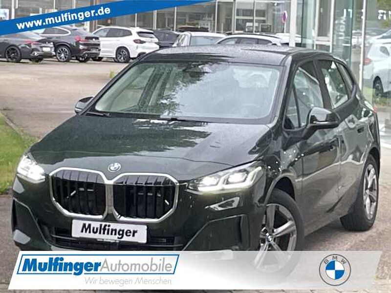 BMW 220i AT. Sports.Kamera Live-Widescreen Sitzh.DAB 220 Active Tourer Bluetooth Navi LED Klima PDC el. Fenster in 73457 Essingen / Aalen BMW 220i AT. Sports.Kamera Live-Widescreen Sitzh.DAB 220 Active Tourer Bluetooth Navi LED Klima PDC el. Fenster