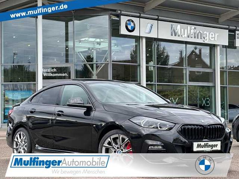 BMW 220i GC.M Sport Pro Colorvision HUD Kamera PanoD 220 Gran Coupé Sportpaket Bluetooth Navi LED Vollleder Klima Aktivlenkung PDC el in 71364 Winnenden BMW 220i GC.M Sport Pro Colorvision HUD Kamera PanoD 220 Gran Coupé Sportpaket Bluetooth Navi LED Vollleder Klima Aktivlenkung PDC el