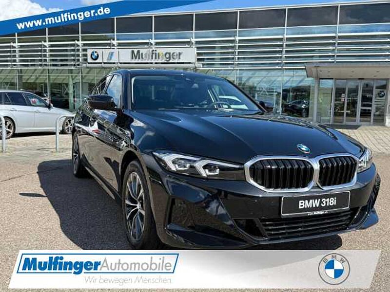 BMW 318i Aut. Sports.Widescreen Kamera Komfz.DAB 17' 318 17' in 73529 Schwäbisch Gmünd BMW 318i Aut. Sports.Widescreen Kamera Komfz.DAB 17' 318 17'