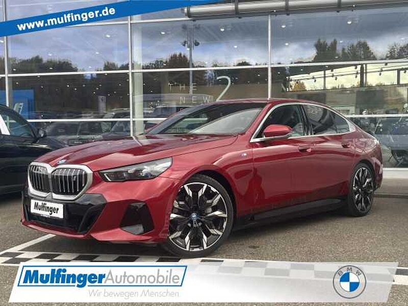 BMW i5 eDrive40 M Sport AdapLED DrivAs+PaAs AHK HUD in 74545 Schwäbisch-Hall (Michelfeld) BMW i5 eDrive40 M Sport AdapLED DrivAs+PaAs AHK HUD