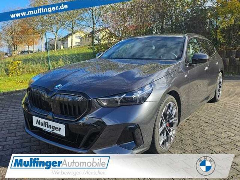 BMW 520d xDr.T. M Sport Pro HUD ACC B&W PanoD.AHK 20 520 Sportpaket Bluetooth Navi LED Klima Aktivlenkung Standhzg PDC el. Fenster