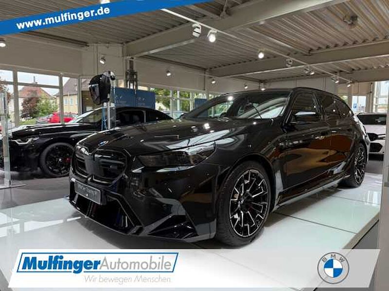 BMW M5 Touring Bowers ACC HUD AHK SurView. PanoD. 21' 21' Sportpaket Bluetooth Navi LED Vollleder Klima Aktivlenkung Standhzg PDC el. in 73614 Schorndorf BMW M5 Touring Bowers ACC HUD AHK SurView. PanoD. 21' 21' Sportpaket Bluetooth Navi LED Vollleder Klima Aktivlenkung Standhzg PDC el.