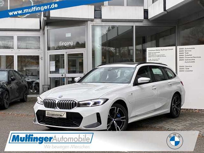 BMW 330e T M Sport FACELIFT HUD PanoD.SuView.H/K AHK 330 Sportpaket Bluetooth Navi LED Klima Aktivlenkung Standhzg PDC el. Fenster in 89520 Heidenheim/Brenz BMW 330e T M Sport FACELIFT HUD PanoD.SuView.H/K AHK 330 Sportpaket Bluetooth Navi LED Klima Aktivlenkung Standhzg PDC el. Fenster